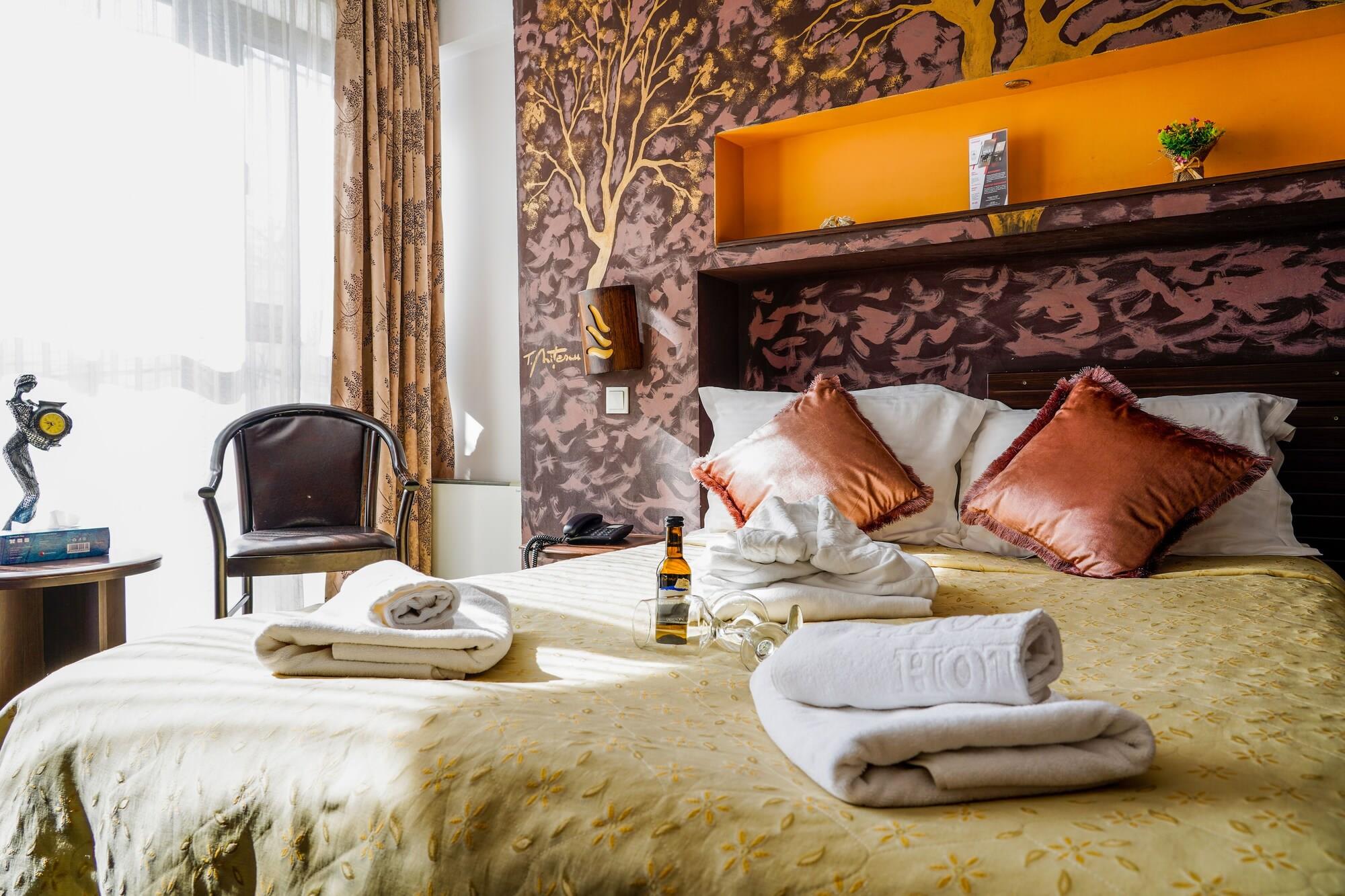 Hotel Razvan Bukarest Eksteriør billede