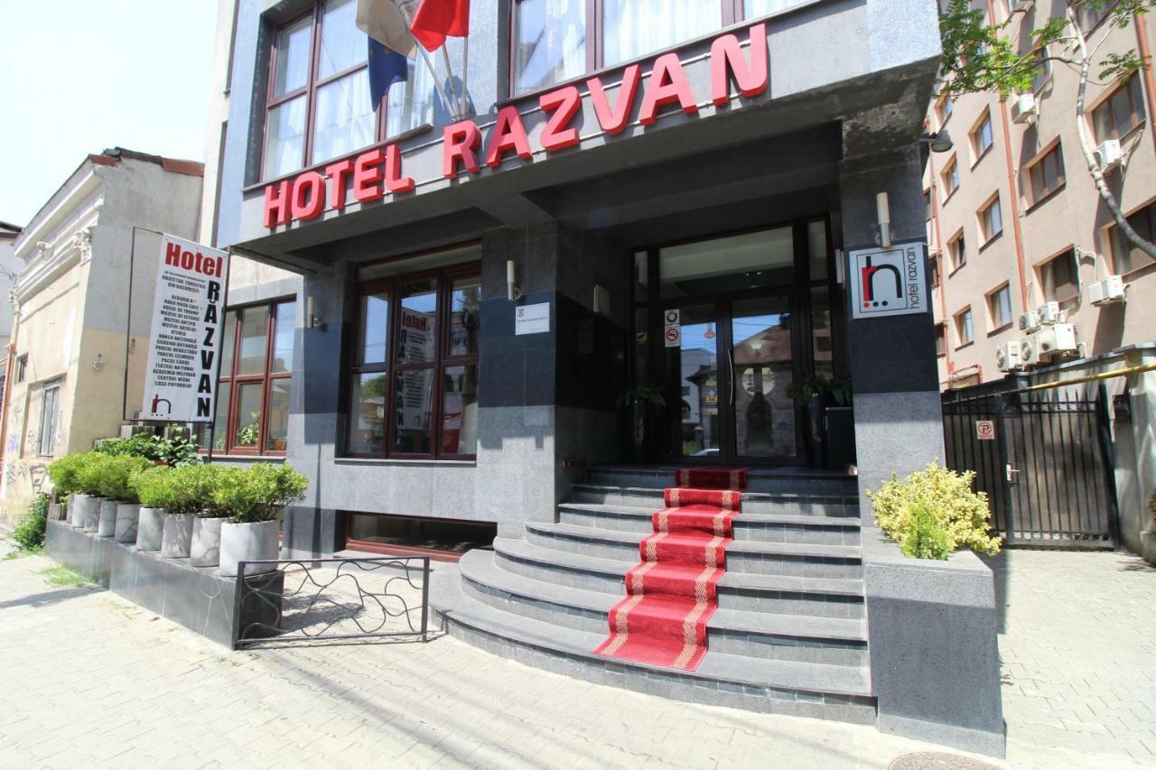 Hotel Razvan Bukarest Eksteriør billede