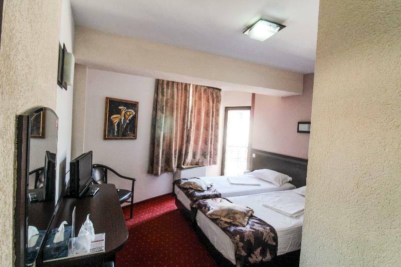 Hotel Razvan Bukarest Eksteriør billede